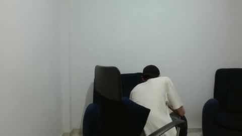 Snapshot of stiv_grant chatting on February 25, 2026, 10:19 pm stiv_grant online show from February 25, 2026, 10:19 pm