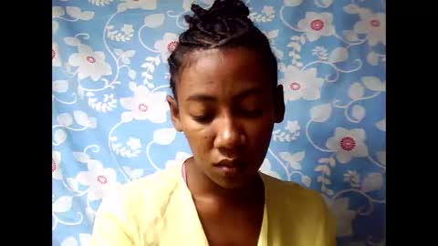 Snapshot of strevah9794 chatting on February 12, 2026, 8:37 pm strevah9794 online show from February 12, 2026, 8:37 pm