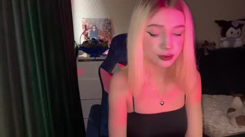 Snapshot of stuffy_ri chatting on January 7, 2025, 9:18 am stuffy_ri online show from January 7, 2025, 9:18 am