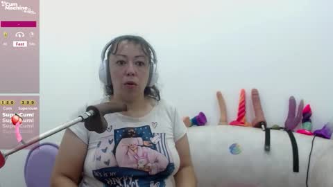 Snapshot of sucker_drool chatting on February 7, 2026, 12:09 pm Sucky online show from February 7, 2026, 12:09 pm