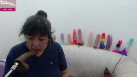 Snapshot of sucker_drool chatting on March 2, 2026, 12:12 pm Sucky online show from March 2, 2026, 12:12 pm