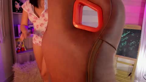 SUNNY online show from February 28, 2026, 4:13 am