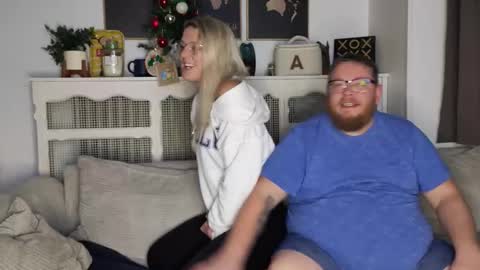 Ava online show from December 21, 2025, 8:38 pm