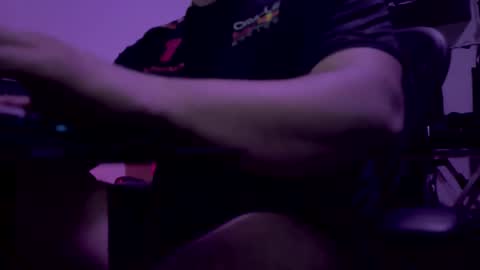 Snapshot of supertoaster69 chatting on February 1, 2026, 6:01 am supertoaster69 online show from February 1, 2026, 6:01 am