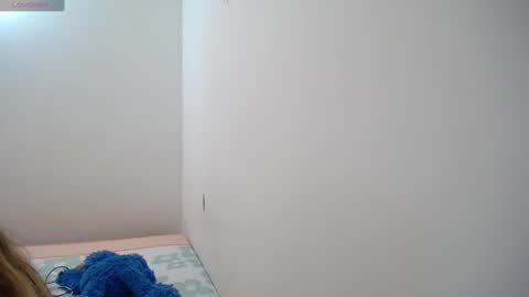 Snapshot of susanaduncann chatting on December 10, 2024, 5:00 pm Susana online show from December 10, 2024, 5:00 pm