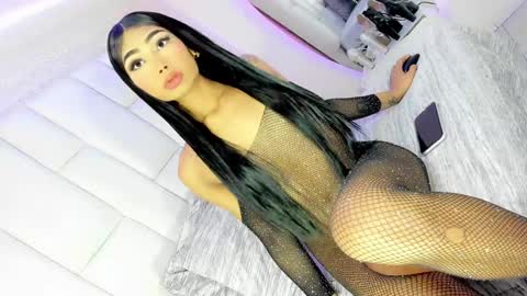 Snapshot of suxansexyhott chatting on December 17, 2024, 8:43 pm suxansexyhott online show from December 17, 2024, 8:43 pm