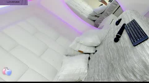 Snapshot of suxansexyhott chatting on January 16, 2025, 11:37 pm suxansexyhott online show from January 16, 2025, 11:37 pm