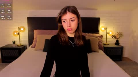 Snapshot of sweet__vikki chatting on February 3, 2026, 10:20 am sweet__vikki online show from February 3, 2026, 10:20 am