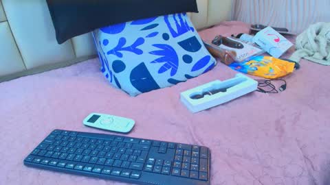 Snapshot of sweet_amye chatting on October 11, 2025, 7:12 pm Amye online show from October 11, 2025, 7:12 pm