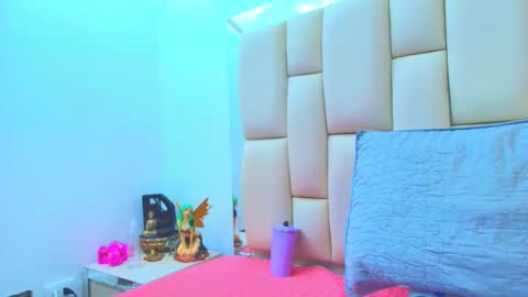 Snapshot of sweet_amye chatting on October 21, 2025, 7:14 pm Amye online show from October 21, 2025, 7:14 pm