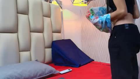 Snapshot of sweet_amye chatting on November 15, 2025, 7:10 pm Amye online show from November 15, 2025, 7:10 pm