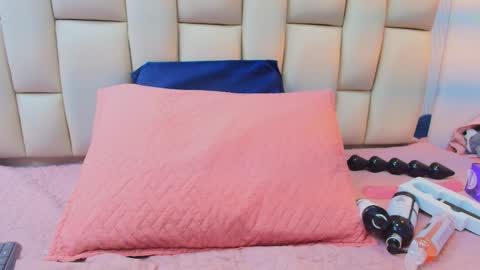 Snapshot of sweet_amye chatting on February 8, 2026, 7:06 pm Amye online show from February 8, 2026, 7:06 pm