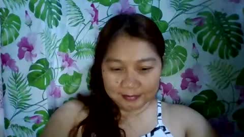 Snapshot of sweet_kayley chatting on December 4, 2024, 2:15 pm sweet_kayley online show from December 4, 2024, 2:15 pm