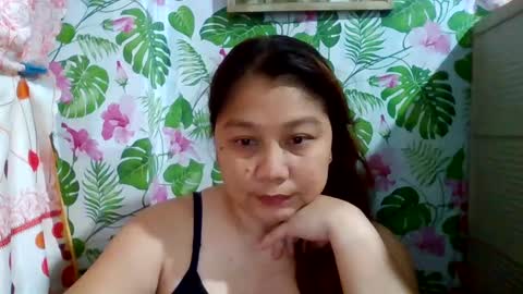 Snapshot of sweet_kayley chatting on March 10, 2025, 8:04 am sweet_kayley online show from March 10, 2025, 8:04 am
