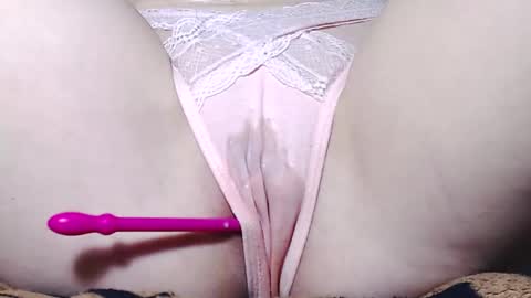 Snapshot of sweet_kitten25 chatting on March 9, 2025, 9:13 am Kitten online show from March 9, 2025, 9:13 am