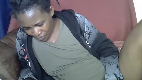 sweet_lessly online show from February 27, 2026, 2:17 pm