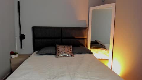 Snapshot of sweet_obsession__ chatting on February 11, 2026, 12:43 pm Sweet Obsession online show from February 11, 2026, 12:43 pm