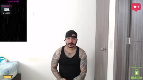 Snapshot of sweetdesires_ chatting on February 18, 2026, 2:13 pm online show from February 18, 2026, 2:13 pm