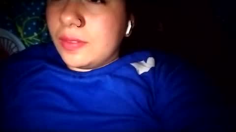 Snapshot of sweetie__annie chatting on December 12, 2024, 4:48 am Ana Mara i cant Make noise My family is here online show from December 12, 2024, 4:48 am