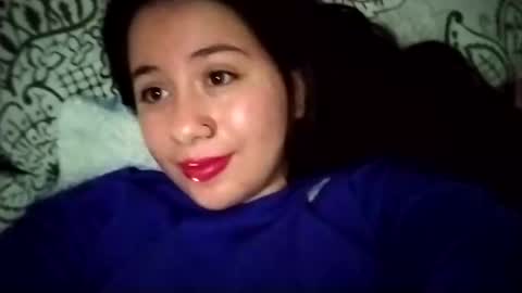 Snapshot of sweetie__annie chatting on February 27, 2025, 3:36 am Ana Mara i cant Make noise My family is here online show from February 27, 2025, 3:36 am