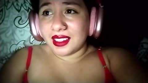 Snapshot of sweetie__annie chatting on March 8, 2025, 3:50 am Ana Mara i cant Make noise My family is here online show from March 8, 2025, 3:50 am