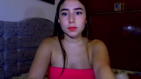 Snapshot of sweetmaddiee_ chatting on October 9, 2025, 9:24 pm Maddie online show from October 9, 2025, 9:24 pm