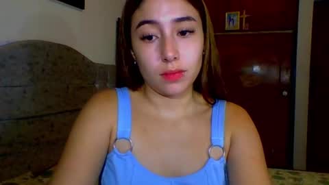 Snapshot of sweetmaddiee_ chatting on October 21, 2025, 1:28 am Maddie online show from October 21, 2025, 1:28 am