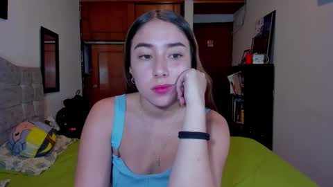 Snapshot of sweetmaddiee_ chatting on March 4, 2026, 12:49 am Maddie online show from March 4, 2026, 12:49 am