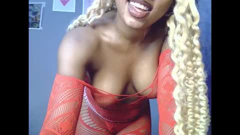 sweetmila9 online show from February 20, 2026, 6:26 am