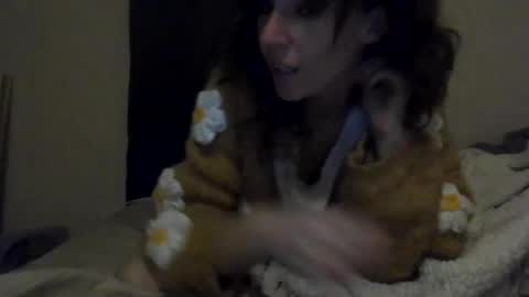 Snapshot of sweettoothtrixie chatting on December 28, 2024, 4:41 am Sweet Tooth Trixie online show from December 28, 2024, 4:41 am