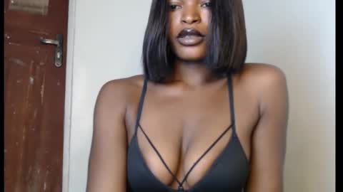 sweetxxboobsx online show from February 1, 2026, 8:35 am