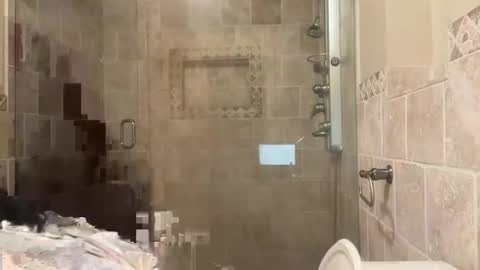 Snapshot of switchinjay chatting on September 22, 2025, 11:40 pm switchinjay online show from September 22, 2025, 11:40 pm