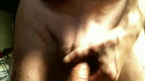 Snapshot of switchngears chatting on February 26, 2025, 1:19 pm switchngears online show from February 26, 2025, 1:19 pm