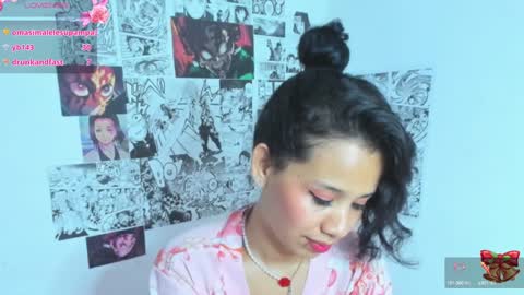 Snapshot of sylphy17 chatting on December 6, 2024, 1:11 pm sylphy17 online show from December 6, 2024, 1:11 pm