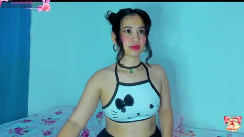 Snapshot of sylphy17 chatting on January 7, 2025, 3:14 am sylphy17 online show from January 7, 2025, 3:14 am