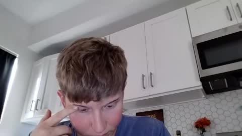 Snapshot of tacony123456 chatting on February 1, 2026, 3:32 pm collegetwinkboi online show from February 1, 2026, 3:32 pm