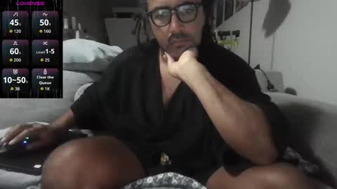 Snapshot of talent_scout_1 chatting on February 2, 2026, 11:53 am Edge Master Flash online show from February 2, 2026, 11:53 am