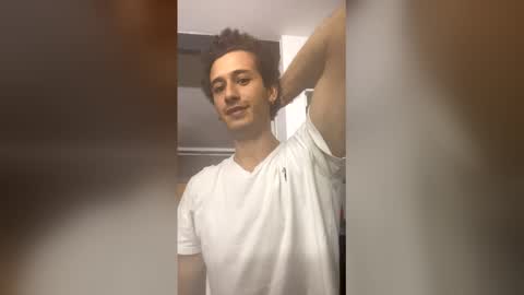 Snapshot of talktome4 chatting on February 3, 2026, 2:53 am talktome4 online show from February 3, 2026, 2:53 am