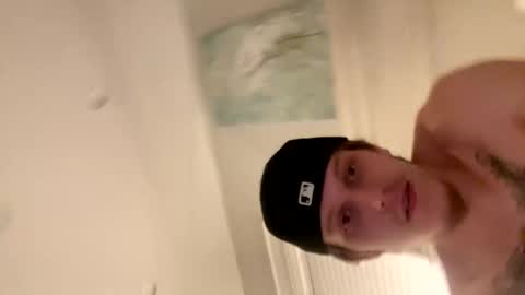 Snapshot of tanisdbl0 chatting on October 5, 2025, 6:23 am tanisdbl0 online show from October 5, 2025, 6:23 am