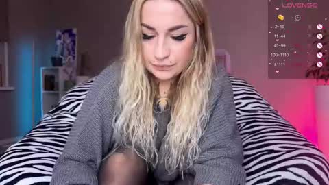 Tanya acid       online show from January 11, 2026, 5:18 pm