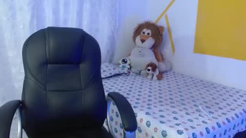 Snapshot of tanya_joseph_ chatting on December 13, 2024, 5:27 am Tanya Joseph online show from December 13, 2024, 5:27 am