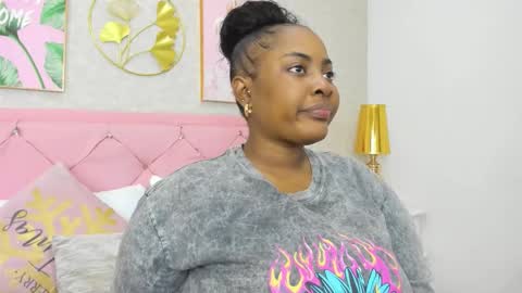 tanysha_03 online show from September 25, 2025, 12:09 pm