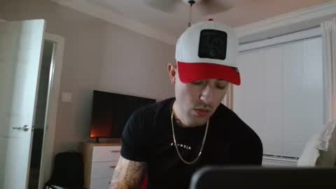 Snapshot of tattedlatino1 chatting on December 29, 2024, 1:56 am tattedlatino1 online show from December 29, 2024, 1:56 am