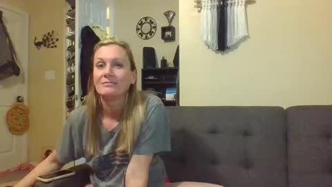 Snapshot of tawanda1980 chatting on December 16, 2024, 4:02 am tawanda1980 online show from December 16, 2024, 4:02 am