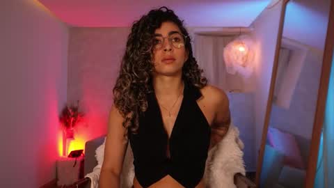 Snapshot of taylormich1 chatting on February 26, 2026, 8:52 pm taylormichell online show from February 26, 2026, 8:52 pm