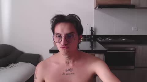 Snapshot of te0__0 chatting on March 7, 2025, 3:49 pm Teo independent model online show from March 7, 2025, 3:49 pm