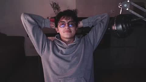 Snapshot of te0__0 chatting on February 4, 2026, 3:45 am Teo independent model online show from February 4, 2026, 3:45 am