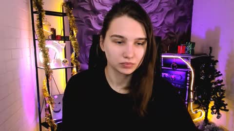 Tessa online show from February 5, 2026, 9:25 am