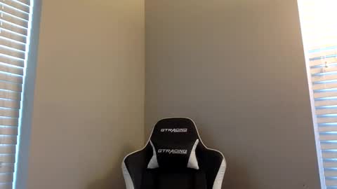 Snapshot of tevvdaren chatting on October 30, 2025, 12:50 pm tevvdaren online show from October 30, 2025, 12:50 pm