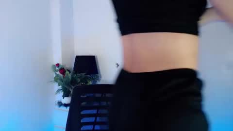 Snapshot of tgirl_jasmine1 chatting on March 5, 2026, 12:39 am Vanessa online show from March 5, 2026, 12:39 am